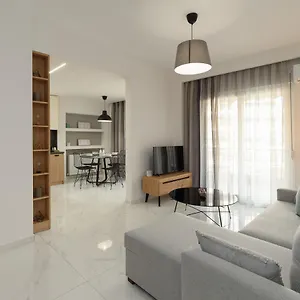 https://twin-superior-suites.hotelschalkidiki.net